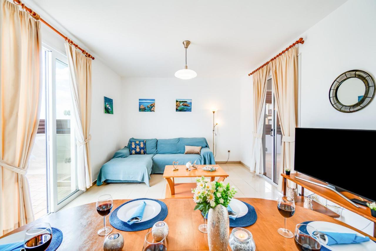 Villa Rosedale By Ezoria Villas Айя Напа Екстериор снимка